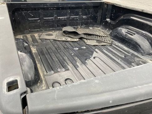 Used 2016 RAM 1500 ST w/ SXT Appearance Group image 16