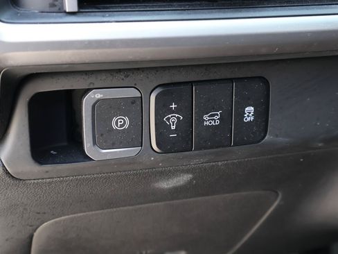 Used 2024 Hyundai Santa Fe SEL FWD image 21