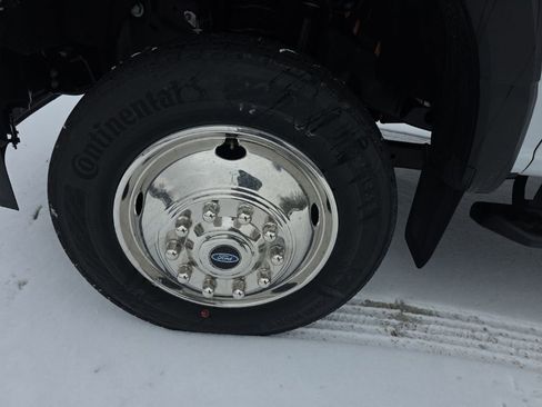 New 2025 Ford F550 4x4 Supercab Super Duty image 15