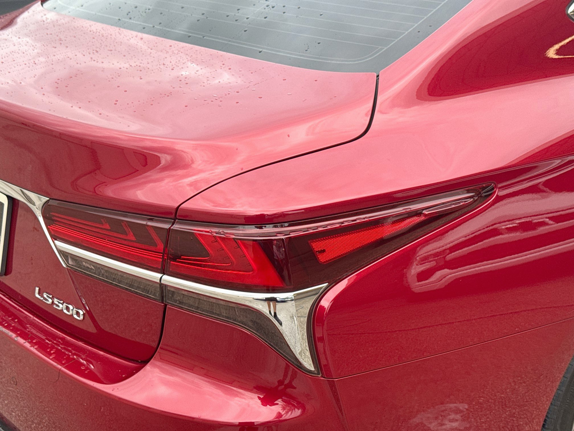 Used 2020 Lexus LS 500 w/ Interior Upgrade Package RWD image 25