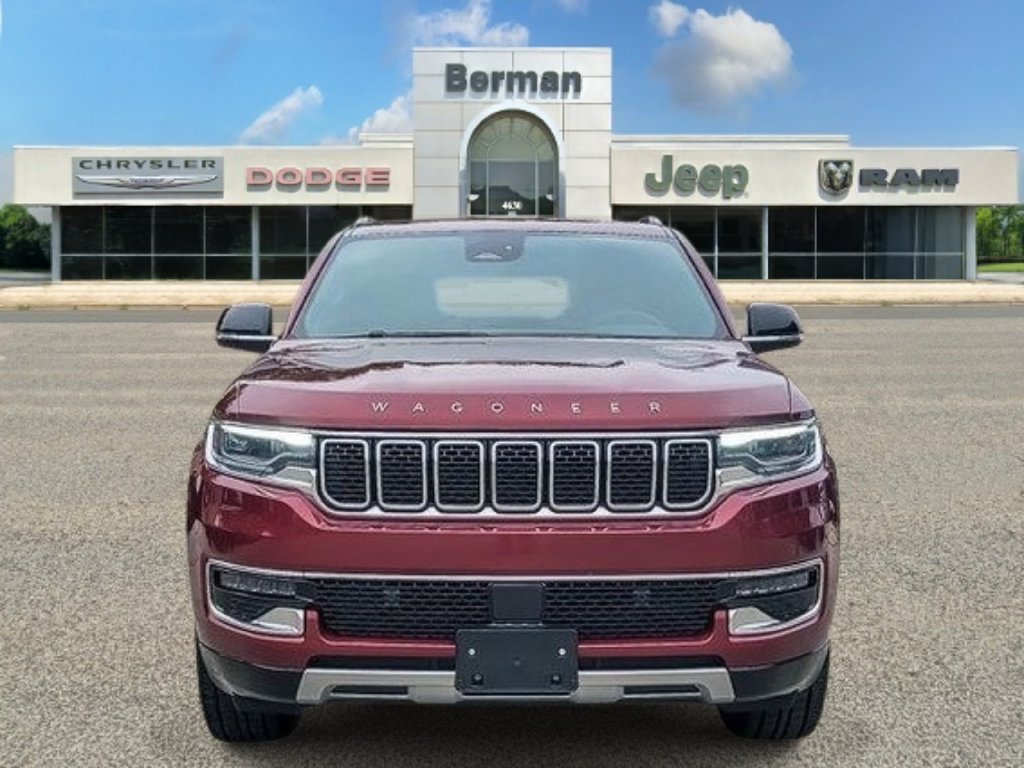 Used 2024 Jeep Wagoneer Series II w/ Flexible Seating Group RWD image 8