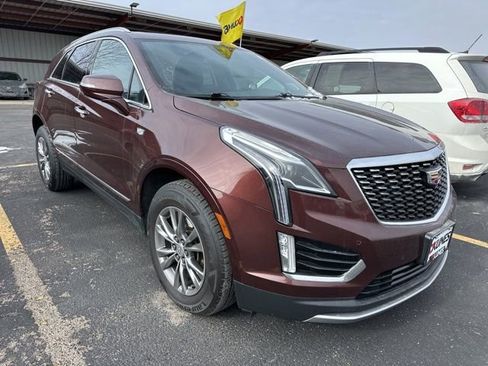 Used 2023 Cadillac XT5 Premium Luxury image 2