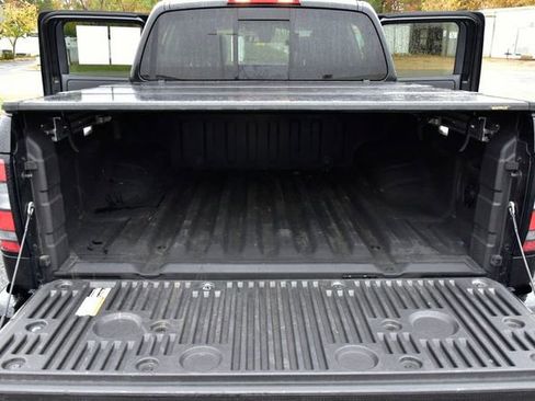 Used 2023 Nissan Frontier PRO-4X w/ Pro-4X Premium Package image 37