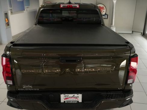 Used 2023 Chevrolet Colorado LT w/ LT Convenience Package II AWD/4WD image 8