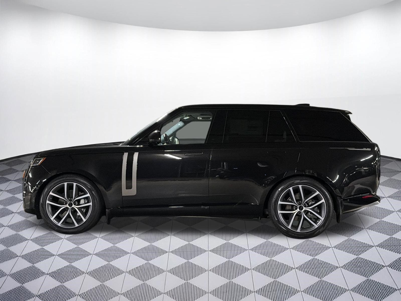 New 2026 Land Rover Range Rover SE AWD/4WD image 2