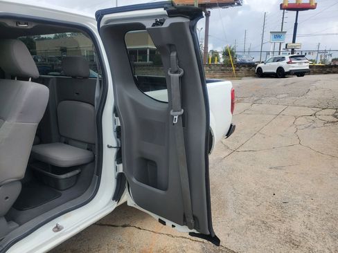 Used 2019 Nissan Frontier S RWD image 25