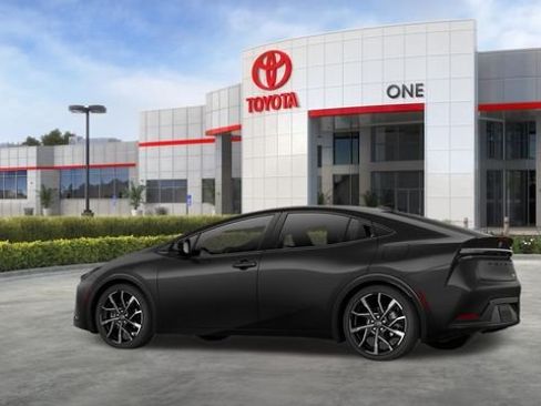 New 2026 Toyota Prius Plug-In Hybrid FWD image 39