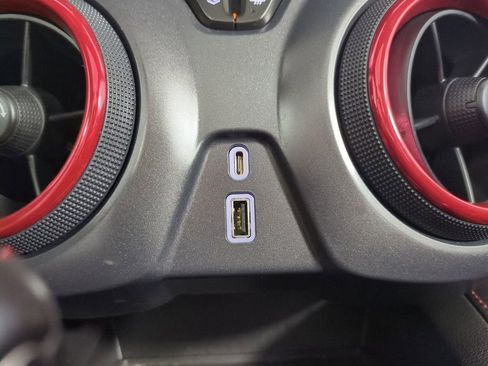 Used 2021 Chevrolet Blazer RS w/ Enhanced Convenience Package image 28