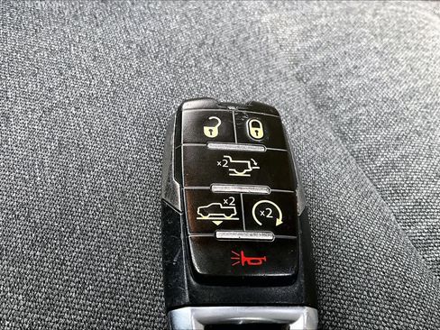 Used 2019 RAM 1500 Big Horn image 18