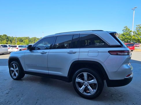 Used 2022 Jeep Grand Cherokee Limited RWD image 5
