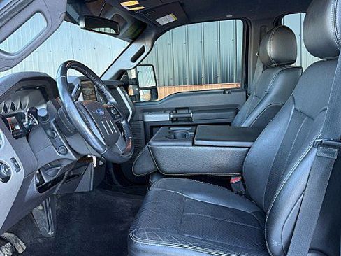 Used 2016 Ford F250 Lariat w/ Chrome Package image 7