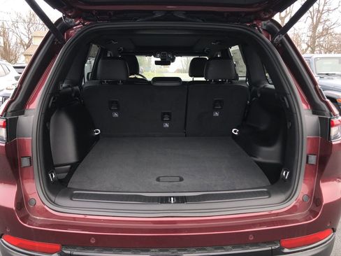 New 2025 Jeep Grand Cherokee Limited w/ Luxury Tech Group II image 9