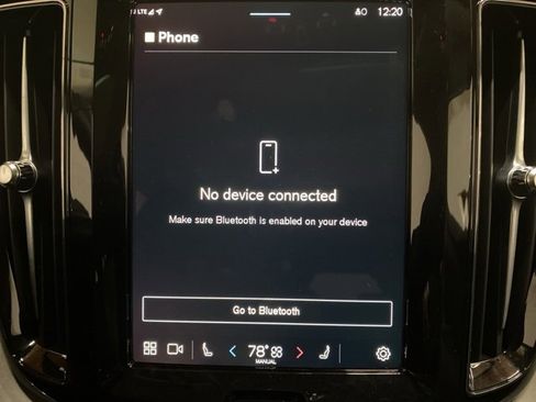 Used 2025 Volvo XC60 B5 Plus image 48