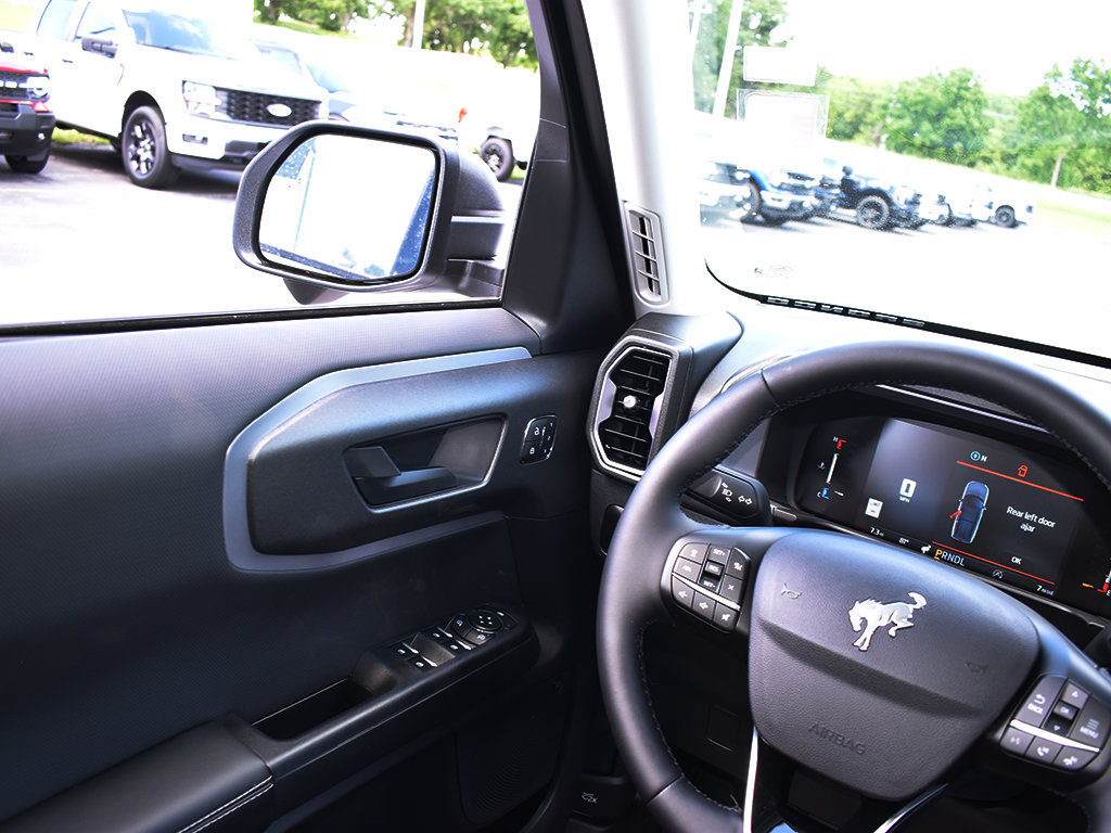 New 2026 Ford Bronco Sport Outer Banks w/ Outer Banks Tech Package+ AWD/4WD image 16