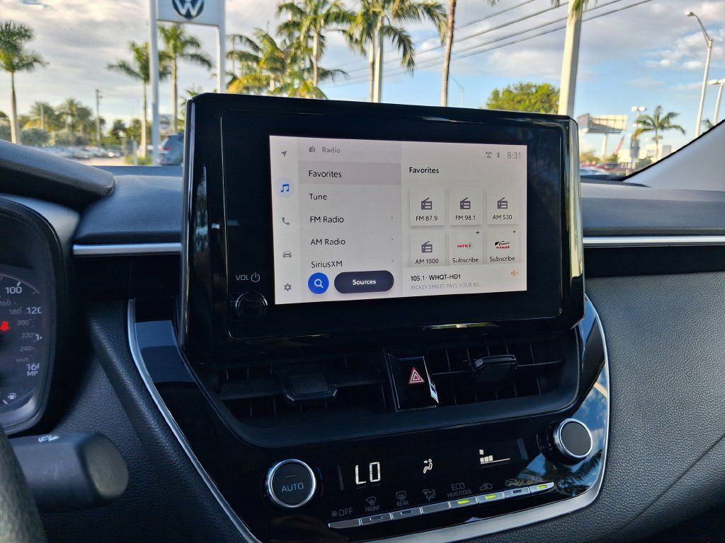 Used 2025 Toyota Corolla LE FWD image 19