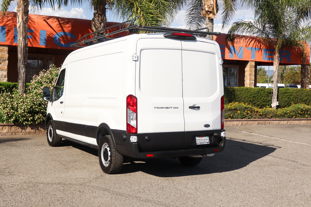 Used 2024 Ford Transit 250 148 Medium Roof RWD image 6