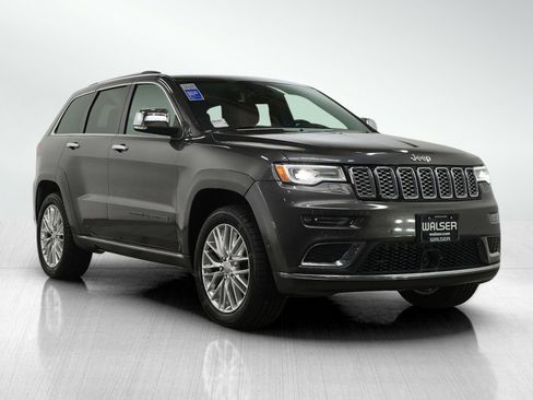 Used 2017 Jeep Grand Cherokee Summit image 7