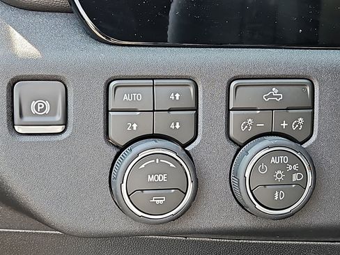 New 2026 Chevrolet Silverado 1500 RST AWD/4WD image 21