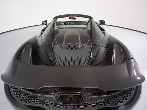 Used 2024 McLaren 750S Spider image 47