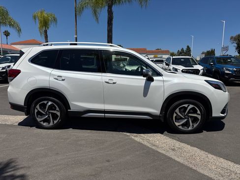 Certified 2023 Subaru Forester Touring AWD/4WD image 5