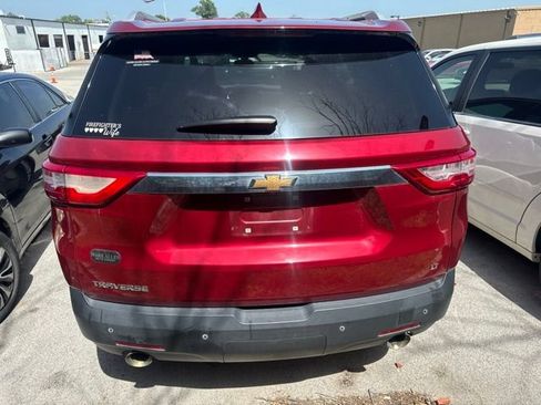 Used 2018 Chevrolet Traverse LT FWD image 5