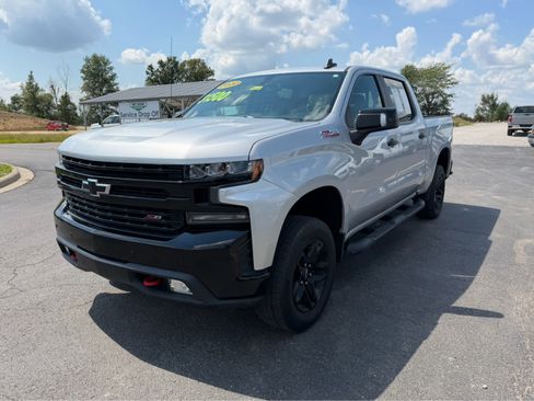 Used 2020 Chevrolet Silverado 1500 LT Trail Boss AWD/4WD image 3