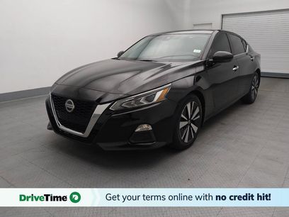 Used 2021 Nissan Altima 2.5 SV w/ SV Premium Package