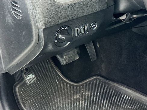 Used 2020 Dodge Charger SXT RWD image 10