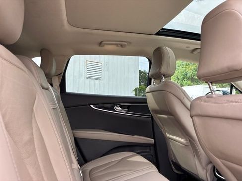 Certified 2023 Lincoln Nautilus Reserve FWD image 24