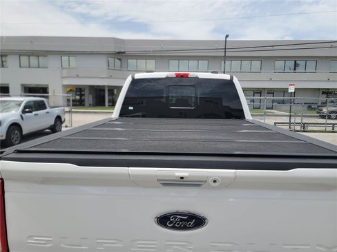 Used 2023 Ford F250 Lariat w/ Chrome Package AWD/4WD image 5