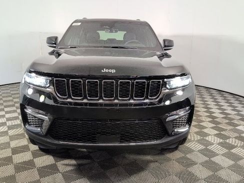 New 2025 Jeep Grand Cherokee Limited AWD/4WD image 2