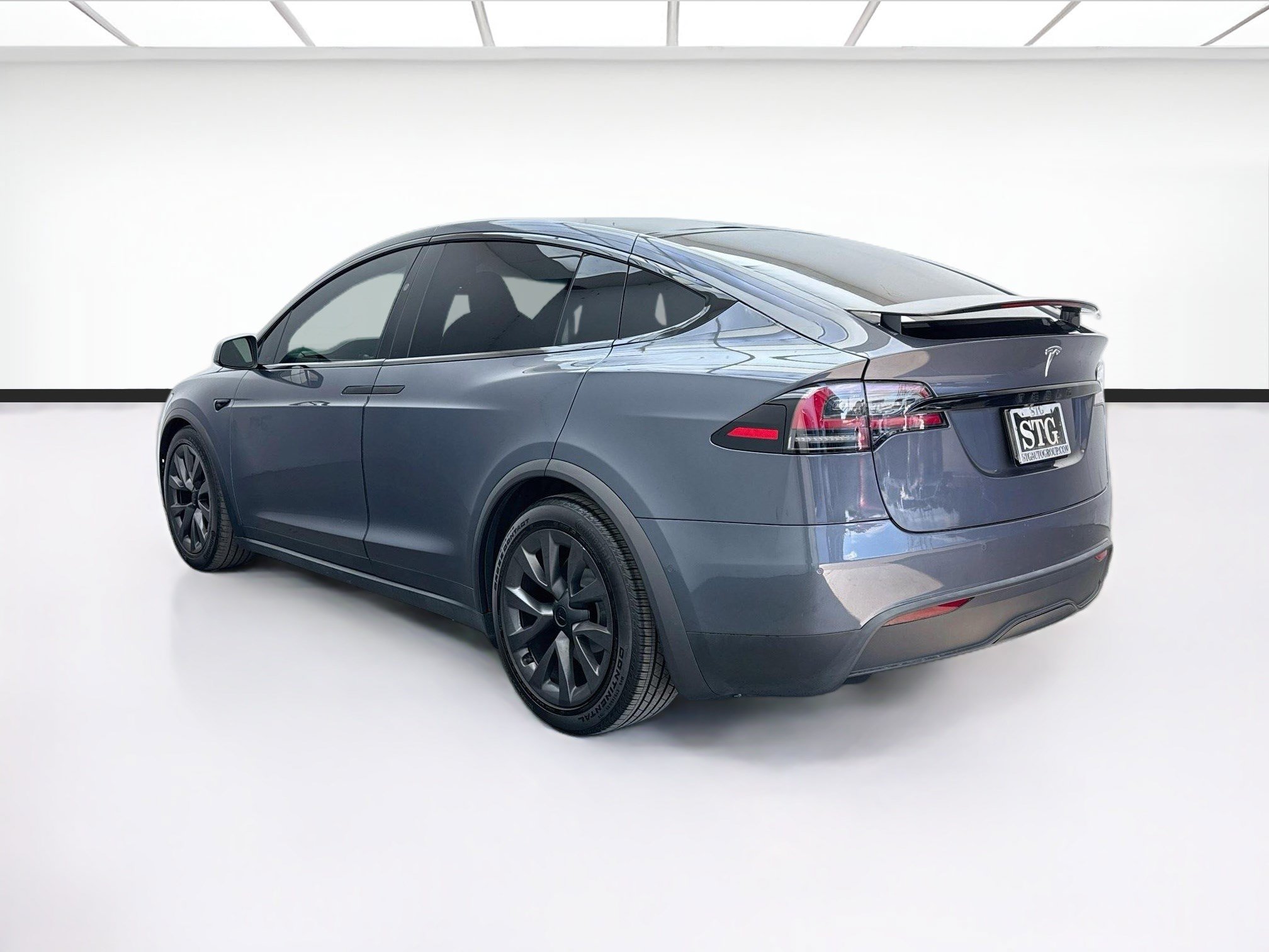 Used 2023 Tesla Model X AWD/4WD image 6