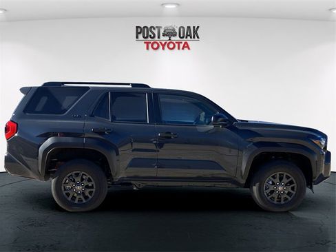 New 2026 Toyota 4Runner SR5 image 8