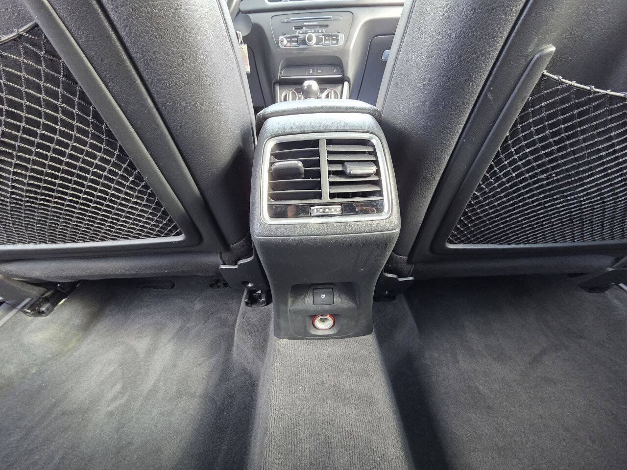 Used 2017 Audi Q3 2.0T Premium FWD image 18