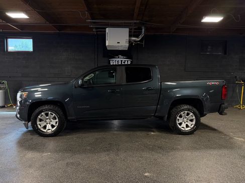 Used 2018 Chevrolet Colorado LT w/ LT Convenience Package AWD/4WD image 3