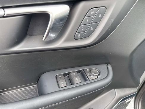 New 2026 Buick Enclave Preferred w/ Power Package image 13