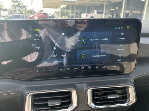 Used 2025 Ford Mustang Premium image 11