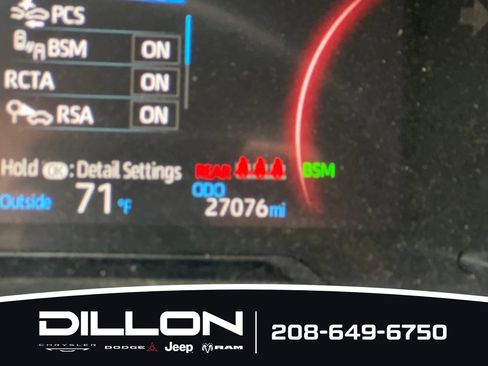 Used 2025 Toyota RAV4 XLE AWD/4WD image 27