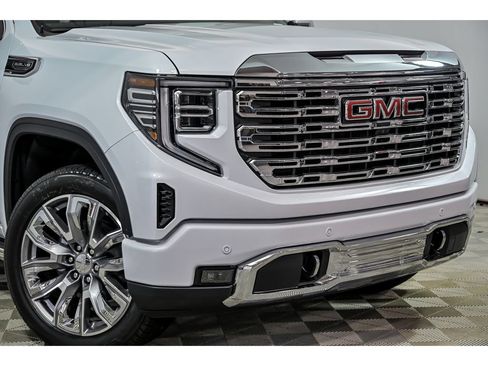 New 2026 GMC Sierra 1500 Denali w/ Denali Reserve Package AWD/4WD image 2