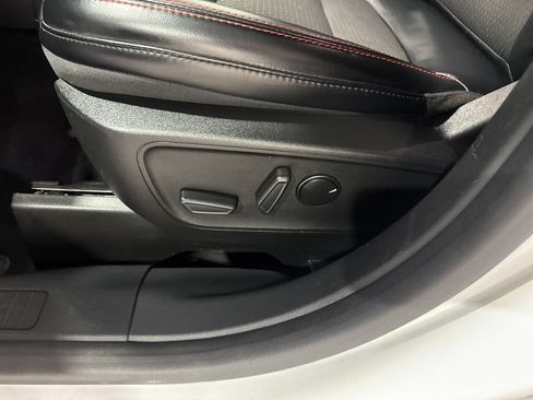 Used 2023 Ford Escape ST-Line AWD/4WD image 20