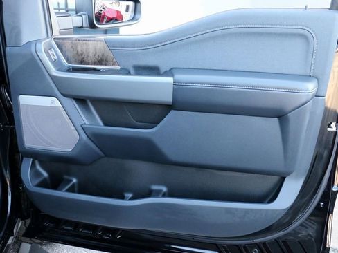 Certified 2025 Ford F350 Lariat w/ Lariat Ultimate Package image 39