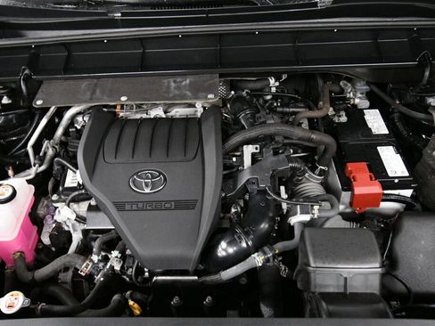 Used 2023 Toyota Highlander XSE image 39