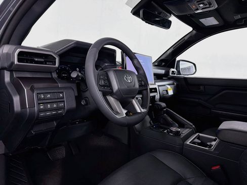 New 2026 Toyota 4Runner TRD Off-Road Premium AWD/4WD image 13