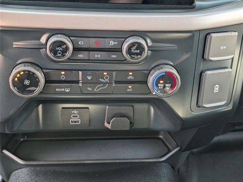 Used 2025 Ford F150 XL w/ Equipment Group 103A High AWD/4WD image 25