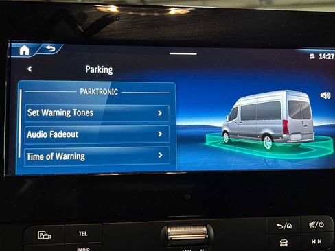 Used 2025 Mercedes-Benz Sprinter 2500 image 30