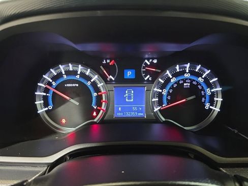 Used 2016 Toyota 4Runner Limited image 27