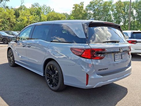 New 2026 Honda Odyssey Sport-L image 3