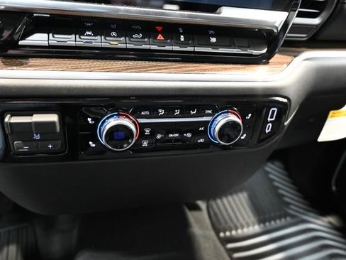New 2026 GMC Sierra 1500 Elevation AWD/4WD image 18