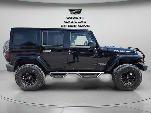 Used 2013 Jeep Wrangler Unlimited Rubicon w/ Connectivity Group image 11