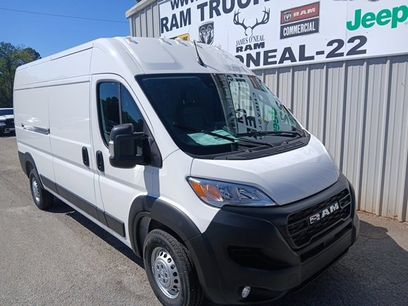 New 2025 RAM ProMaster 2500 w/ Convenience Group